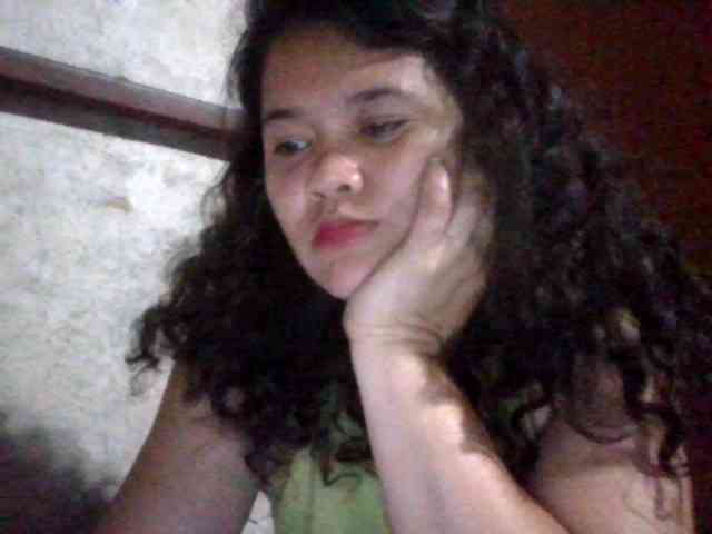 LovelyShaxxx3 webcam