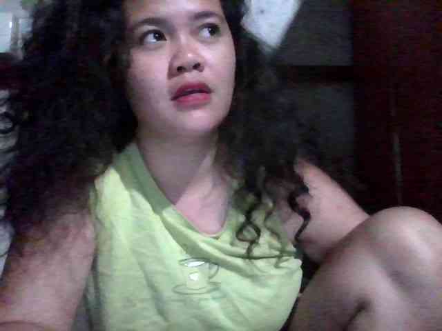 LovelyShaxxx3 webcam