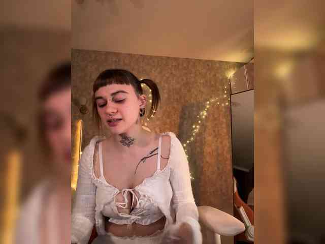 LolyMolly webcam