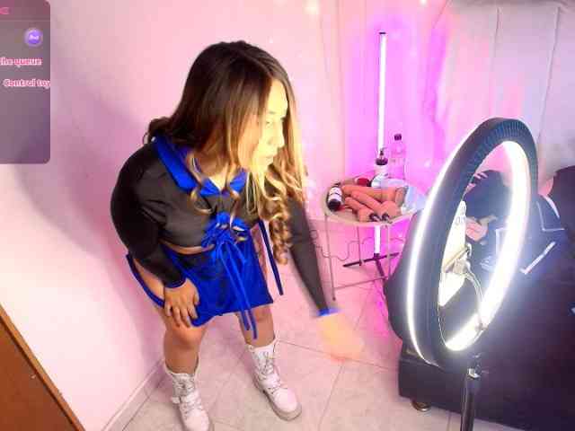 Natasha-Wilde webcam