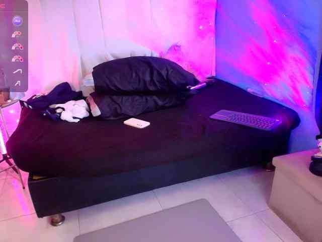 Natasha-Wilde webcam