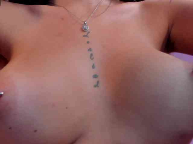 AleCorleone webcam