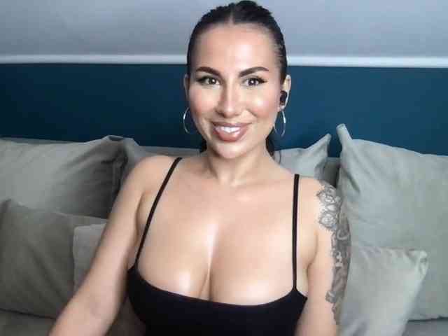 MindyExtasy webcam