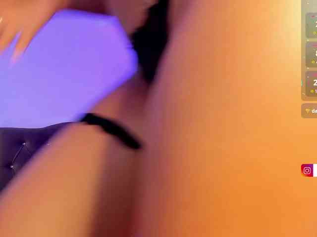 Alysson_18 webcam