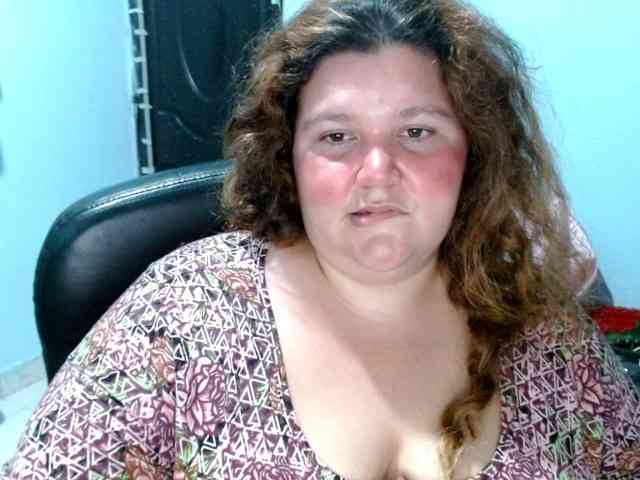 squirtbbw webcam
