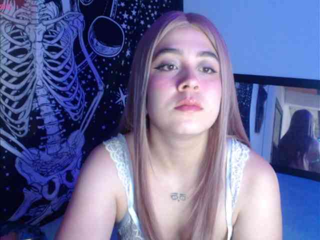 CherrySweet000 webcam