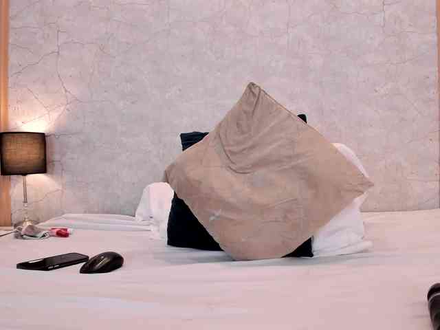 Freyaa25 webcam