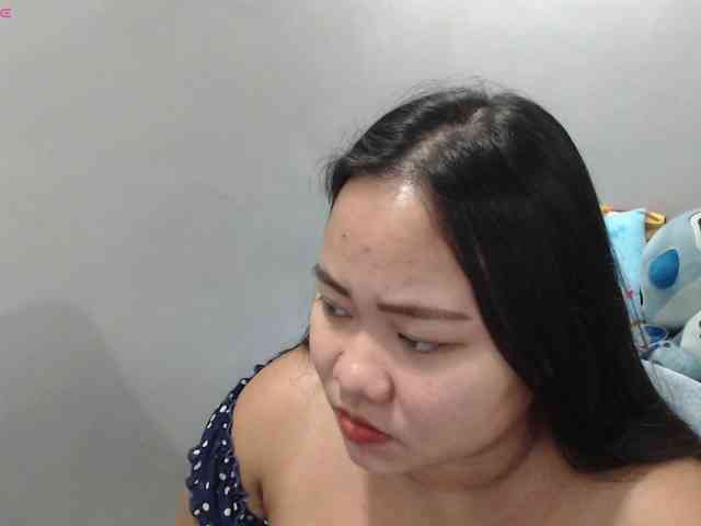 BubbleButtPinay webcam