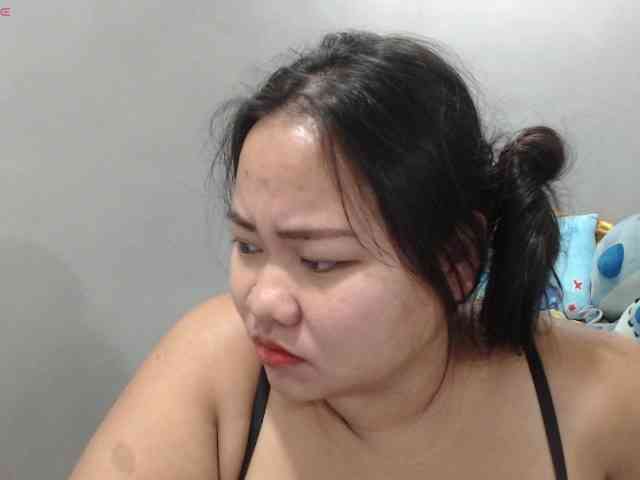 BubbleButtPinay webcam