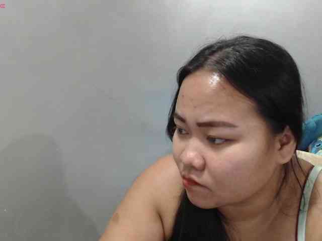 BubbleButtPinay webcam