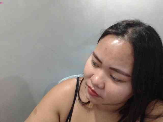 BubbleButtPinay webcam
