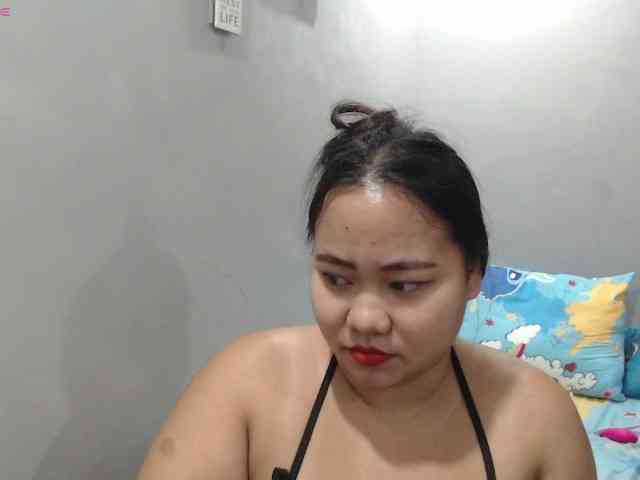 BubbleButtPinay webcam