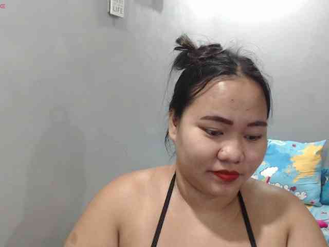 BubbleButtPinay webcam