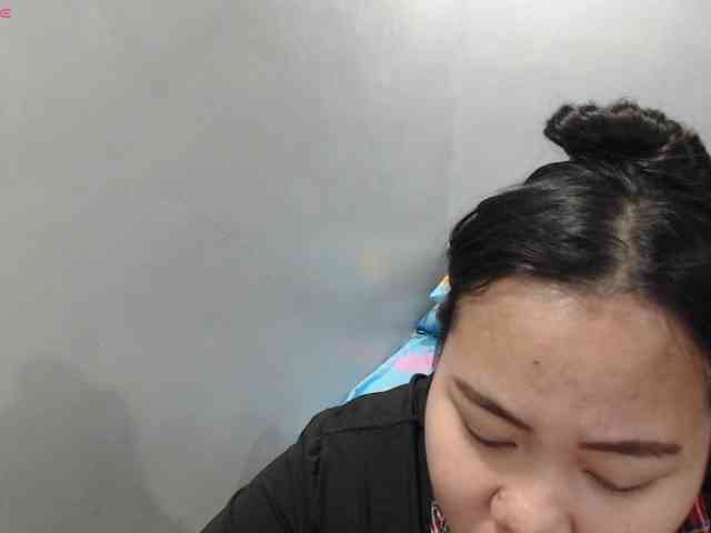 BubbleButtPinay webcam