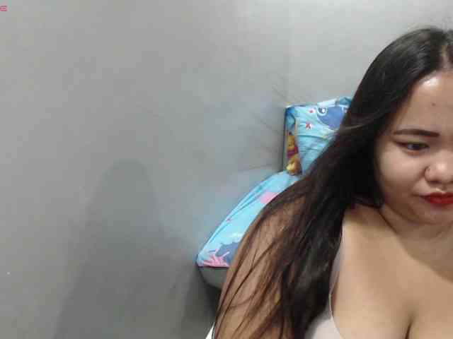 BubbleButtPinay webcam