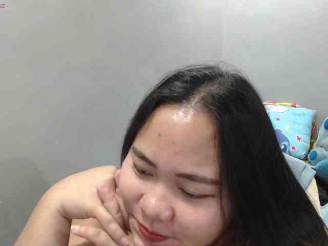 BubbleButtPinay webcam