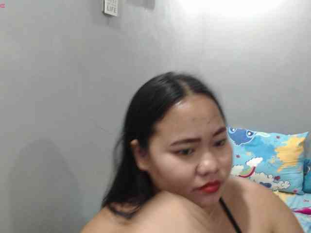 BubbleButtPinay webcam