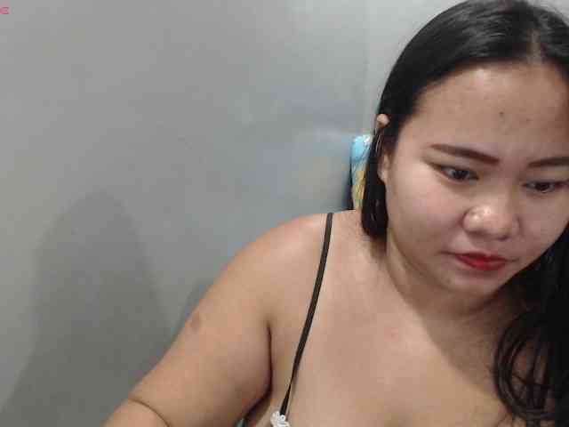 BubbleButtPinay webcam
