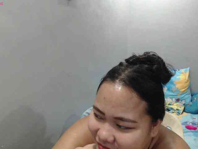 BubbleButtPinay webcam