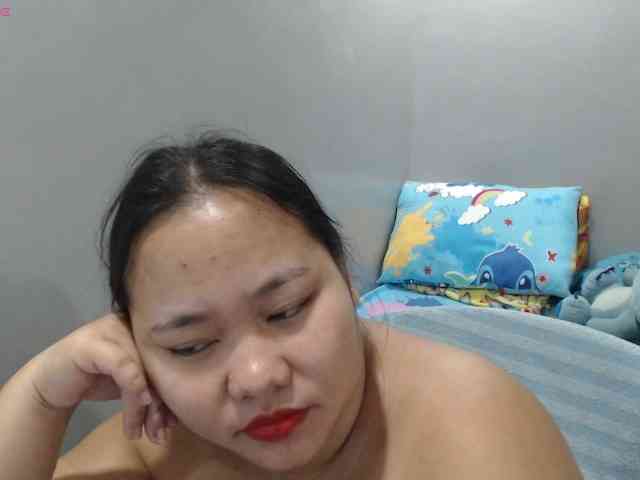 BubbleButtPinay webcam