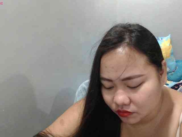 BubbleButtPinay webcam