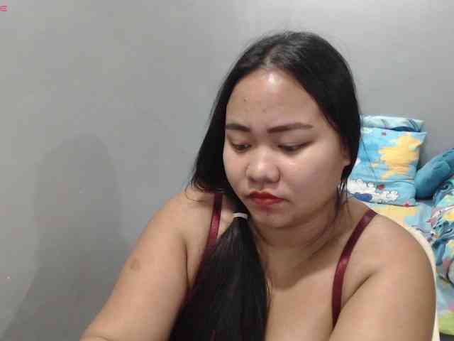 BubbleButtPinay webcam