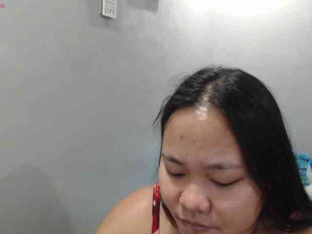 BubbleButtPinay webcam