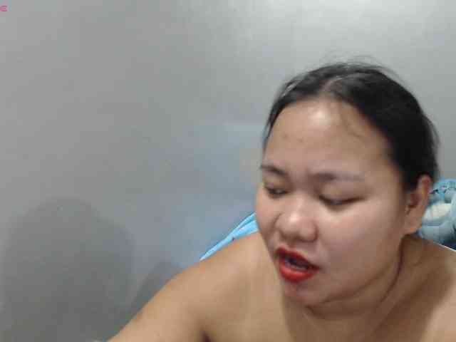 BubbleButtPinay webcam