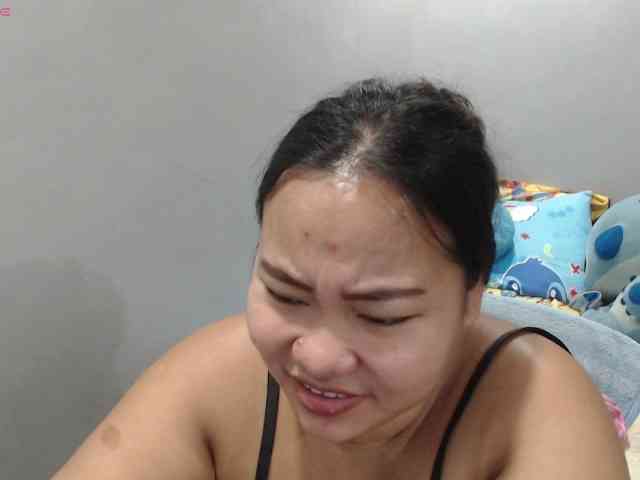 BubbleButtPinay webcam
