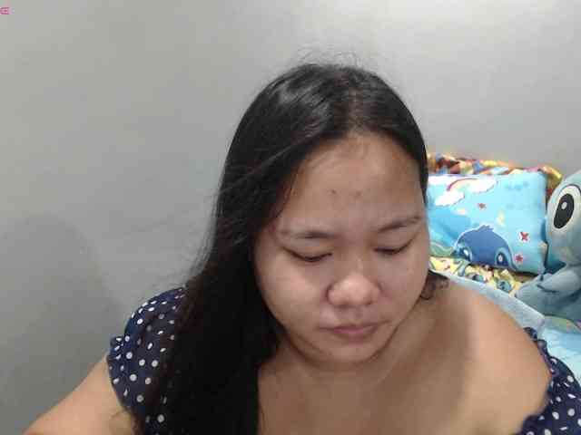 BubbleButtPinay webcam
