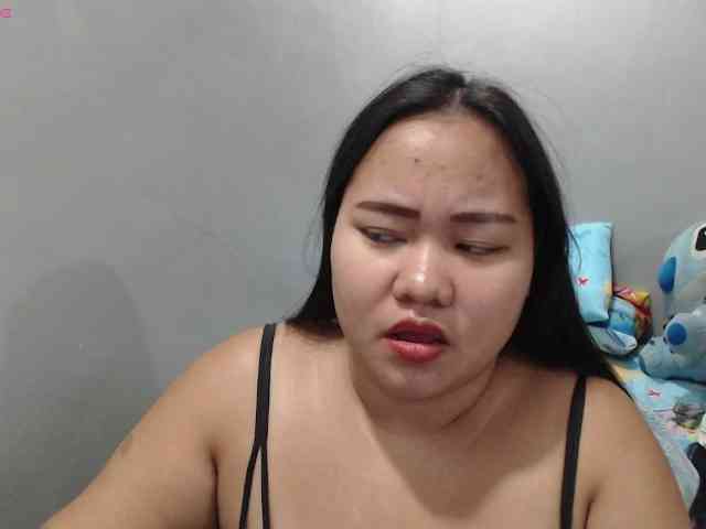 BubbleButtPinay webcam