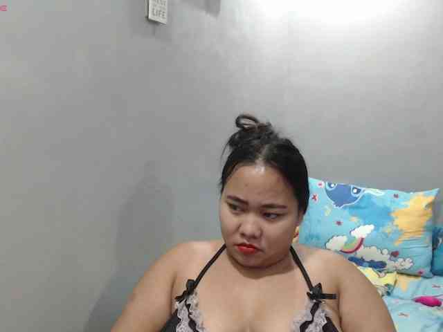 BubbleButtPinay webcam