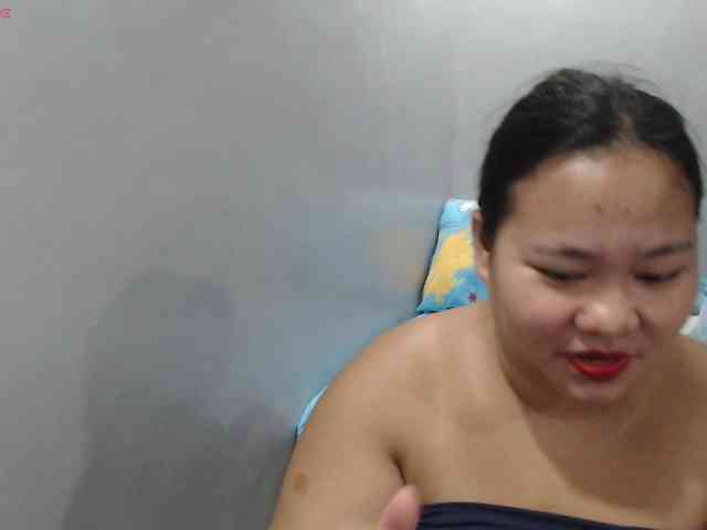 BubbleButtPinay webcam