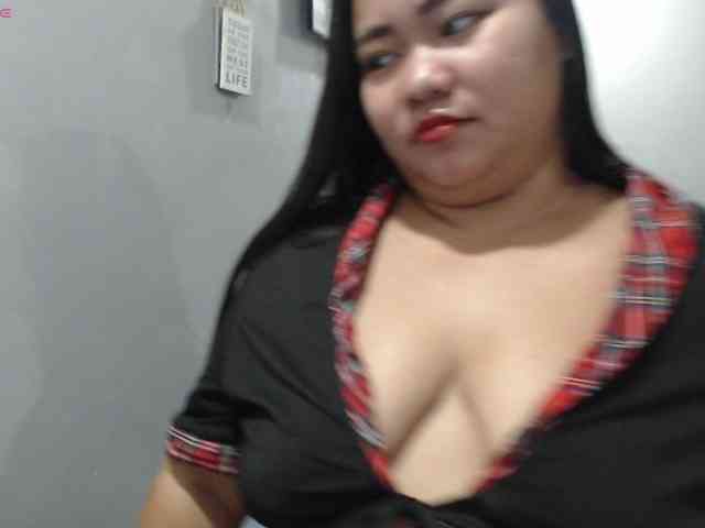 BubbleButtPinay webcam