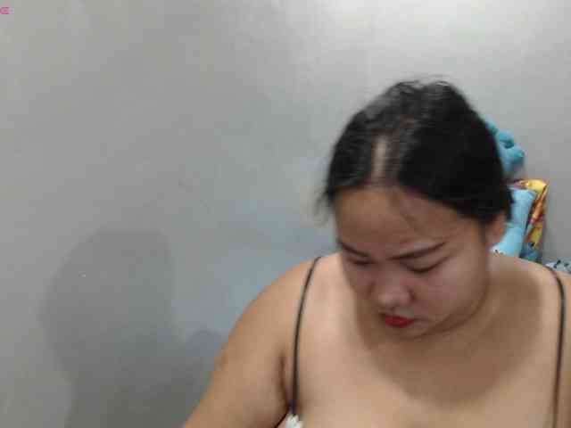 BubbleButtPinay webcam