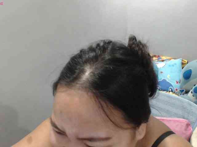 BubbleButtPinay webcam