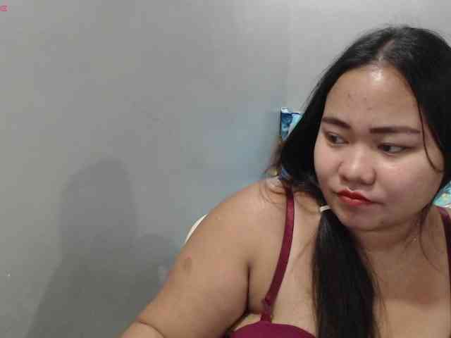 BubbleButtPinay webcam