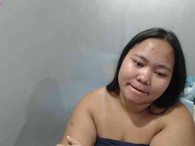 BubbleButtPinay webcam