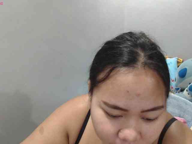 BubbleButtPinay webcam