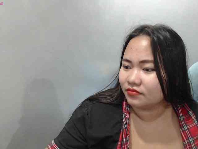 BubbleButtPinay webcam