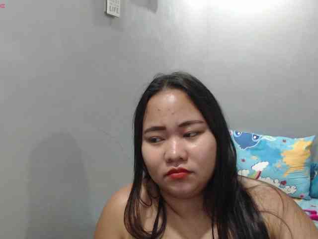 BubbleButtPinay webcam