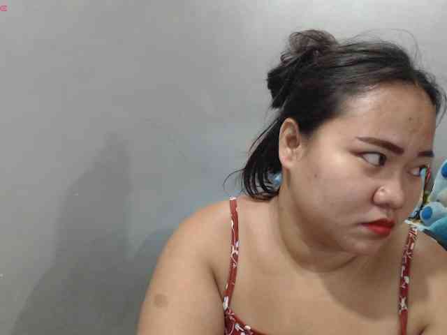 BubbleButtPinay webcam