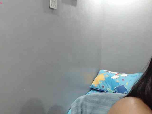 BubbleButtPinay webcam