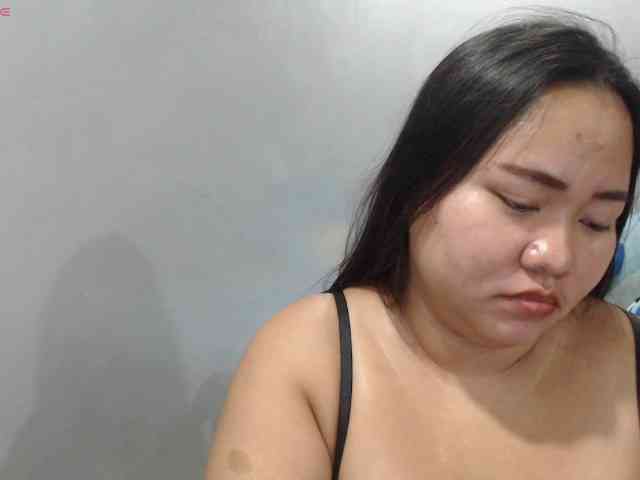 BubbleButtPinay webcam