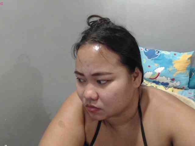 BubbleButtPinay webcam