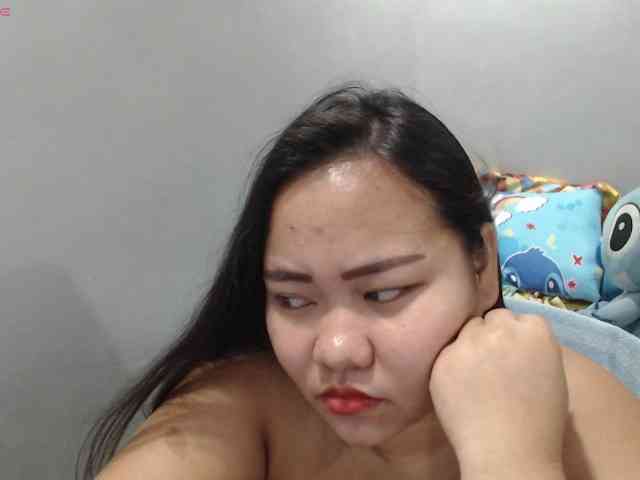 BubbleButtPinay webcam