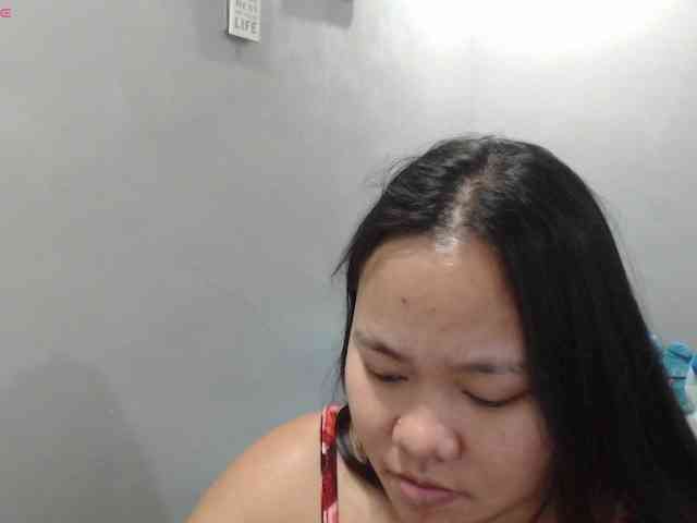 BubbleButtPinay webcam