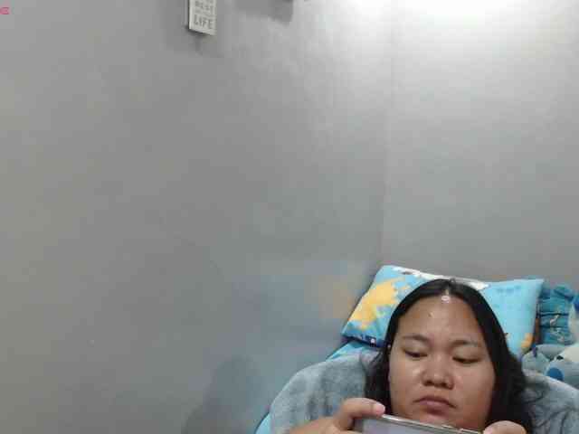 BubbleButtPinay webcam