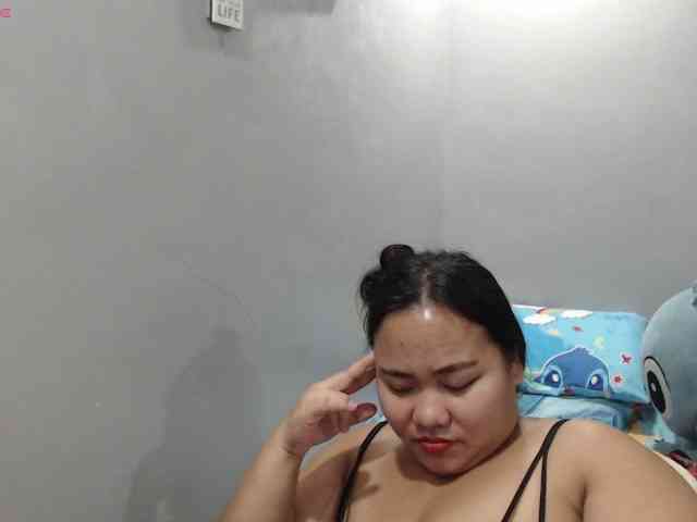 BubbleButtPinay webcam