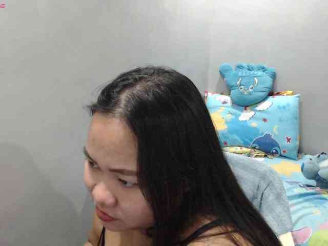 BubbleButtPinay webcam